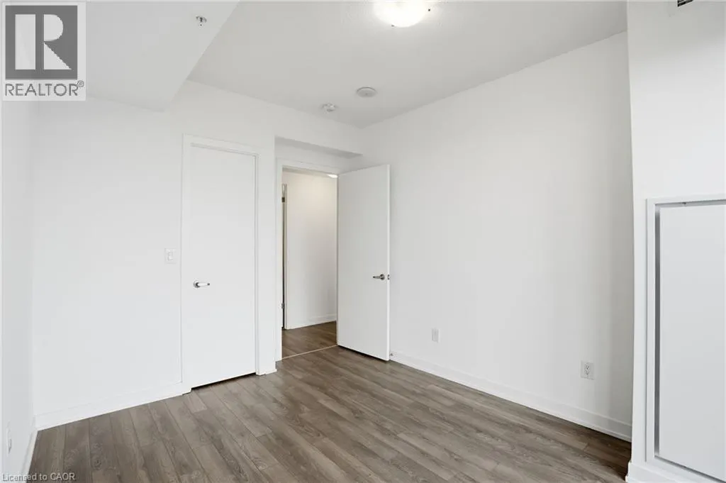 550 NORTH SERVICE Road Unit# 1201 #1201