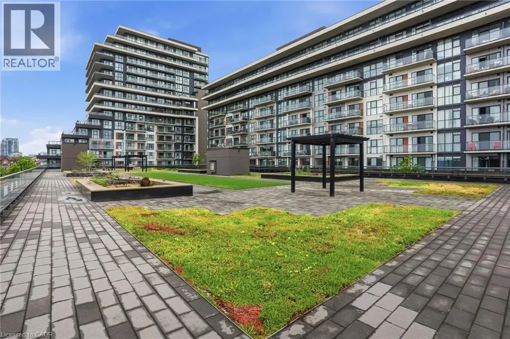 550 NORTH SERVICE Road Unit# 1201 #1201