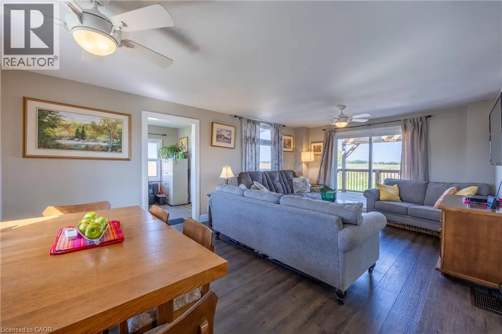 2936 LAKESHORE Road