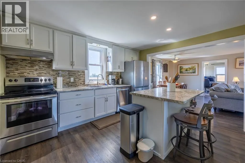 2936 LAKESHORE Road