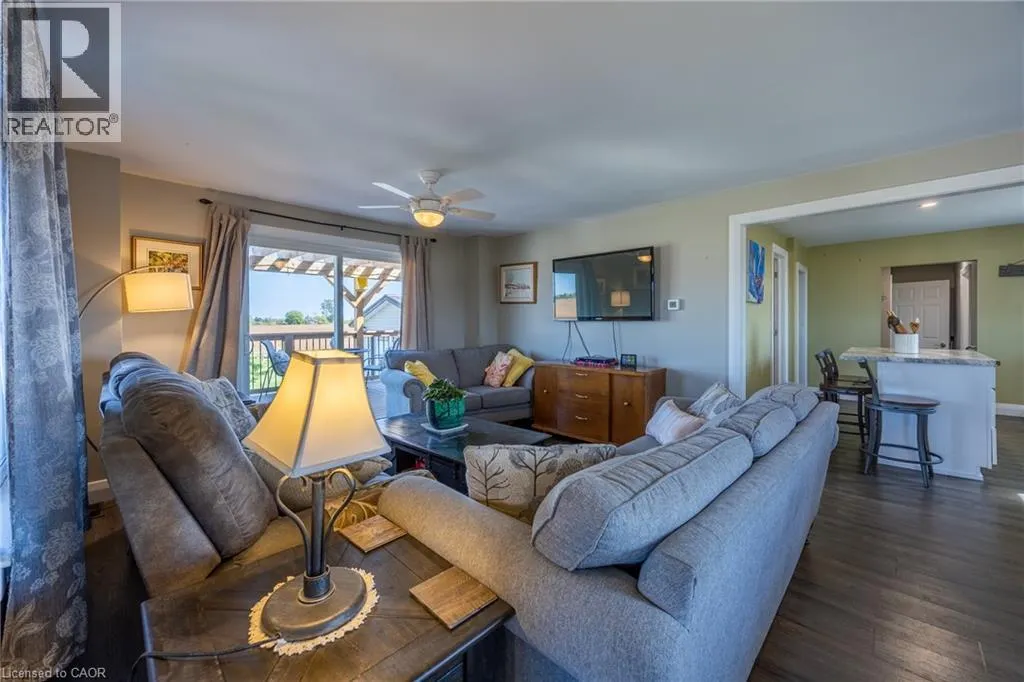 2936 LAKESHORE Road