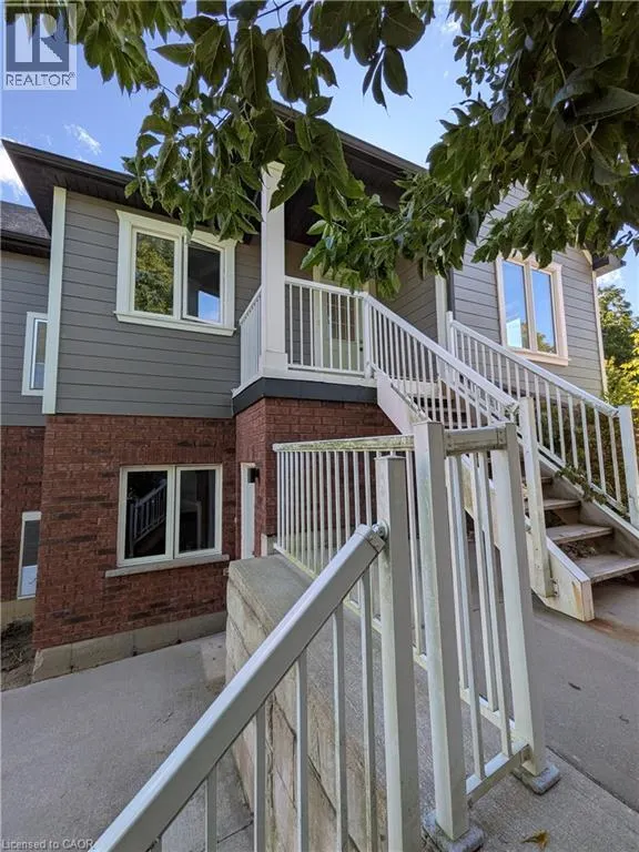 225 RIDDELL Street Unit# 33 #33