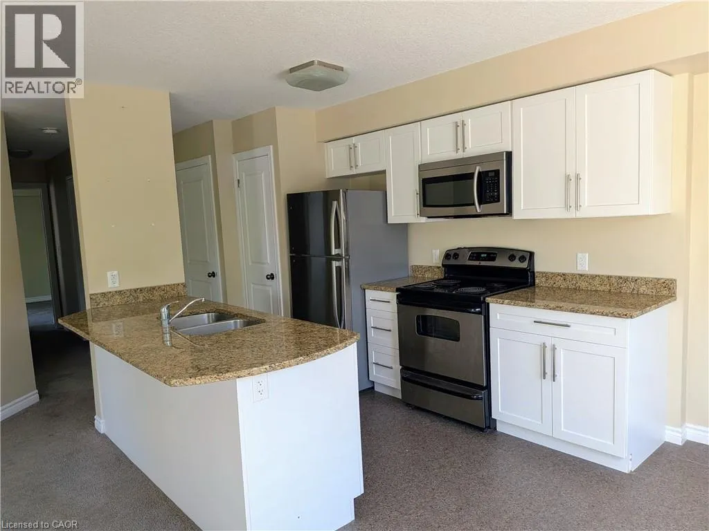 225 RIDDELL Street Unit# 33 #33
