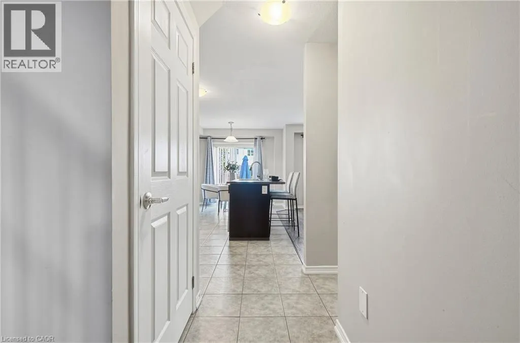 153 ENGLISH Lane