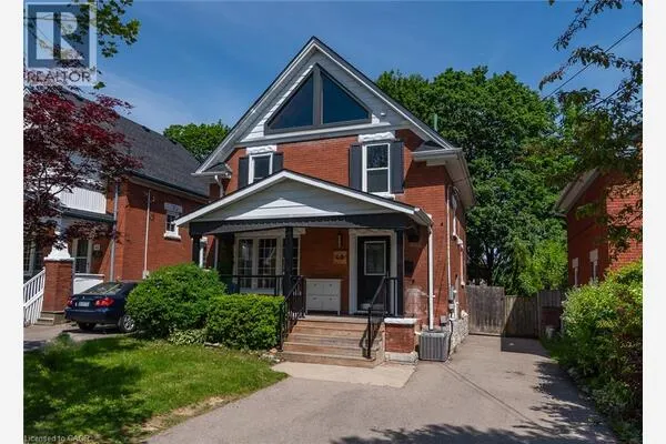 40 WOODLAND Avenue