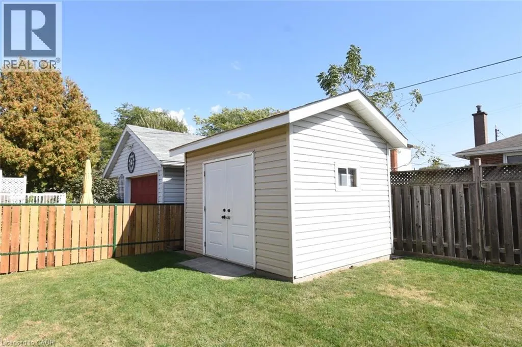 415 EAST 15TH Street