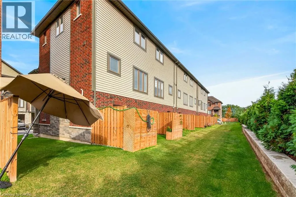 19 PICARDY Drive Unit# 51 #51