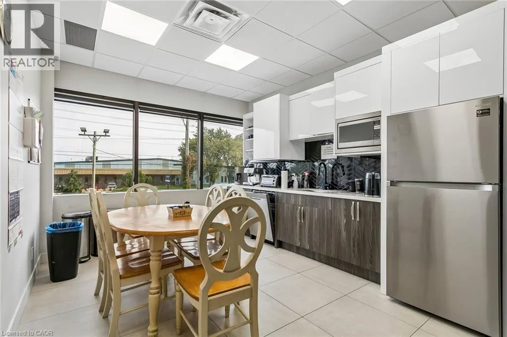 886 WINSTON CHURCHILL Boulevard Unit# 2B #2B
