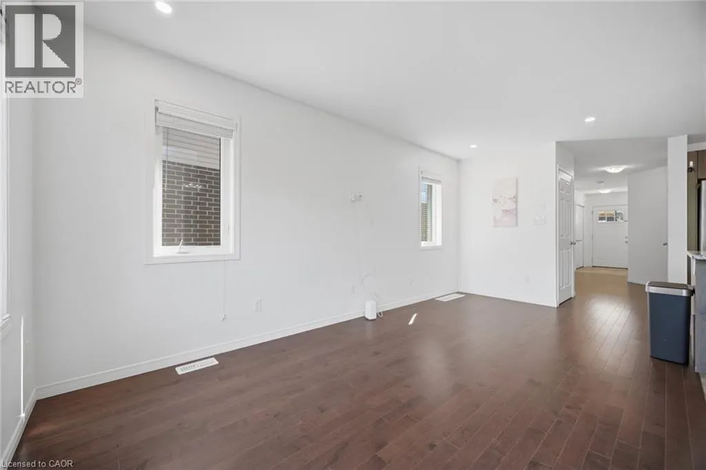 135 HARDCASTLE Drive Unit# 85 #85