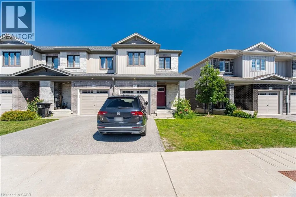 135 HARDCASTLE Drive Unit# 85 #85