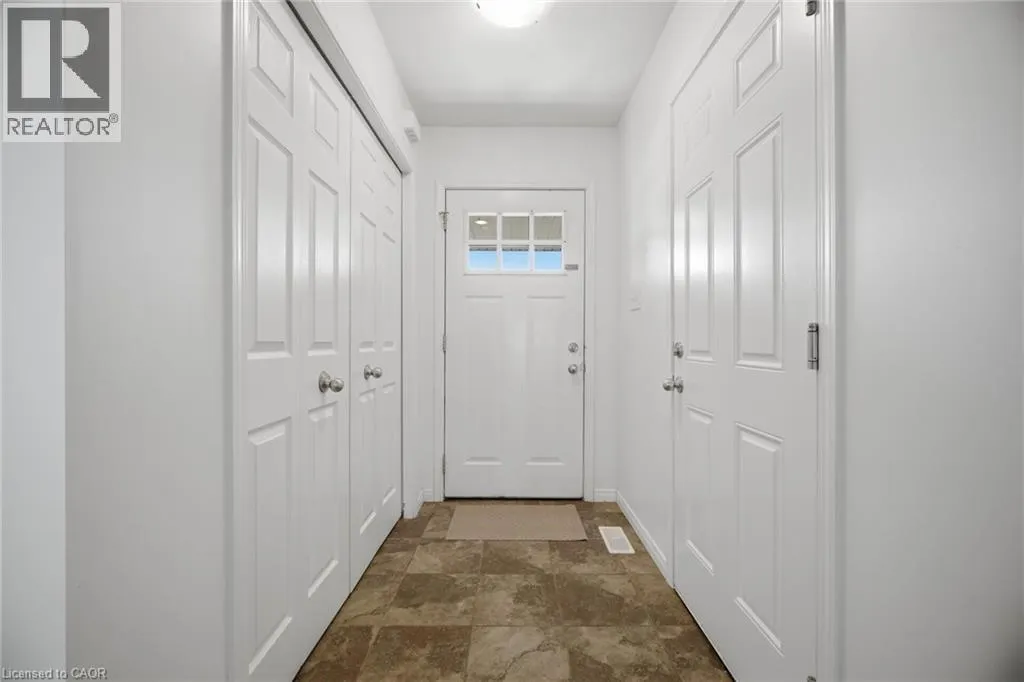 135 HARDCASTLE Drive Unit# 85 #85