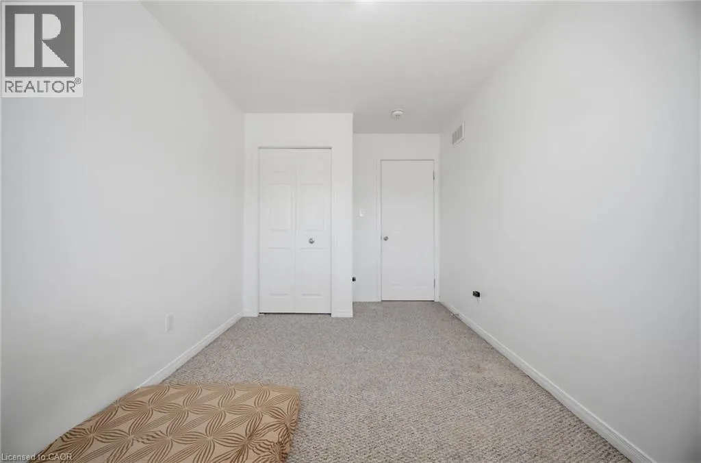 135 HARDCASTLE Drive Unit# 85 #85
