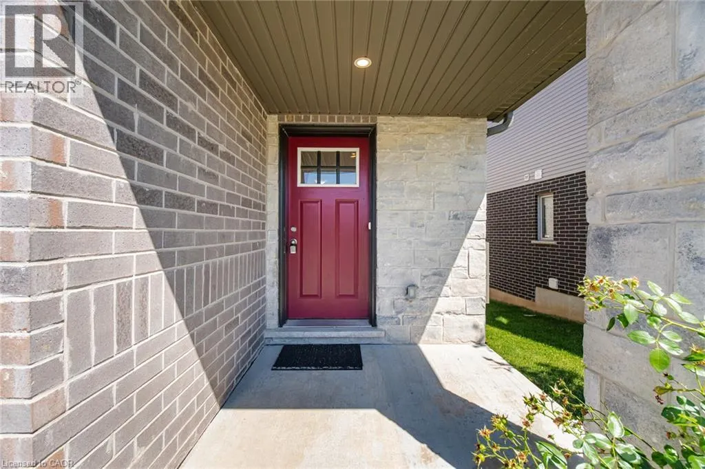 135 HARDCASTLE Drive Unit# 85 #85