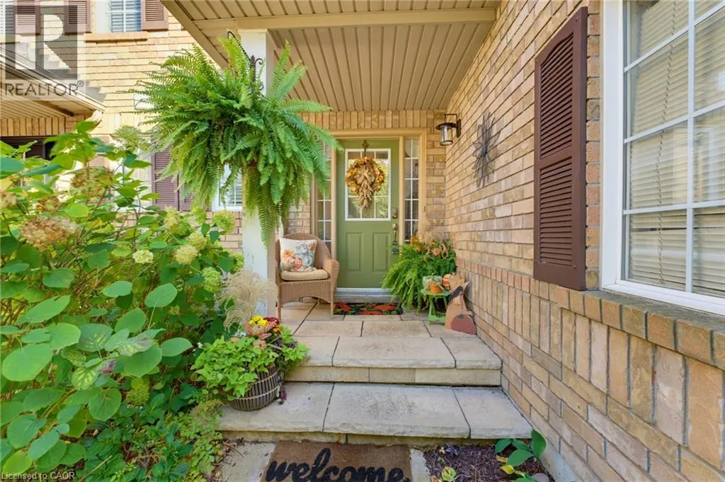 103 THOROUGHBRED Boulevard