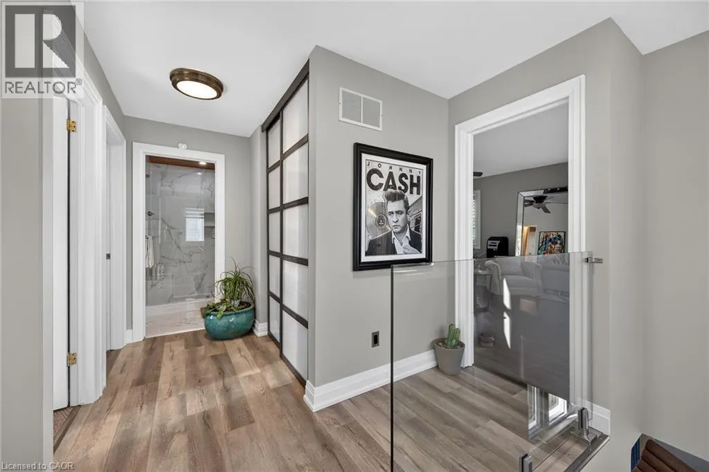 4377 BEVERLEY Crescent