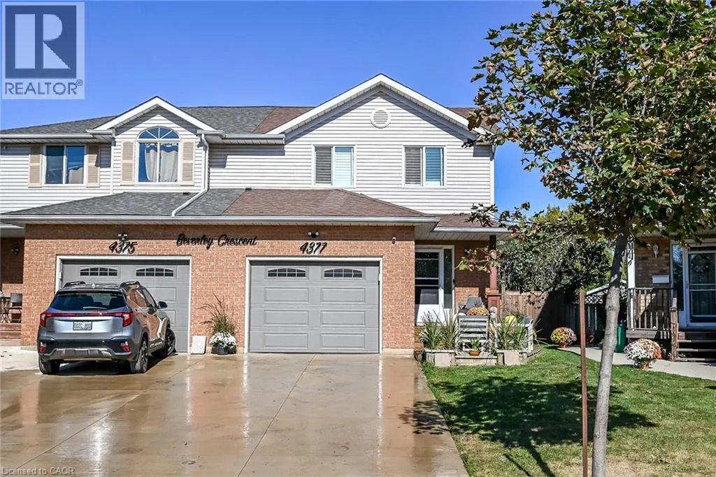 4377 BEVERLEY Crescent