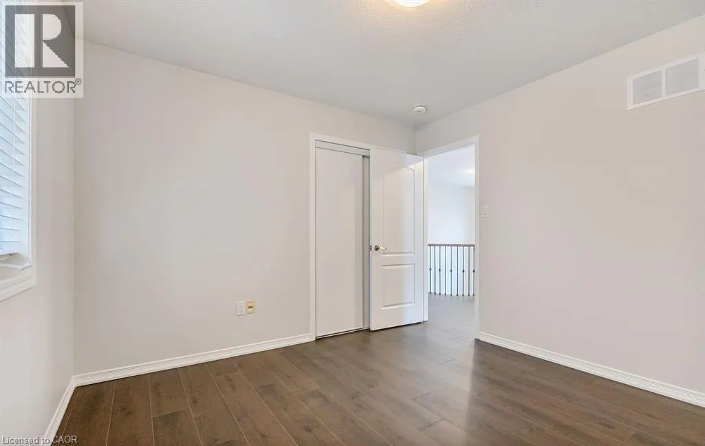 25 MUNRO Circle