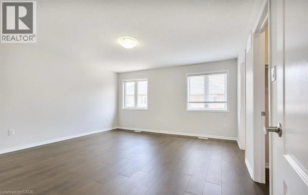 25 MUNRO Circle