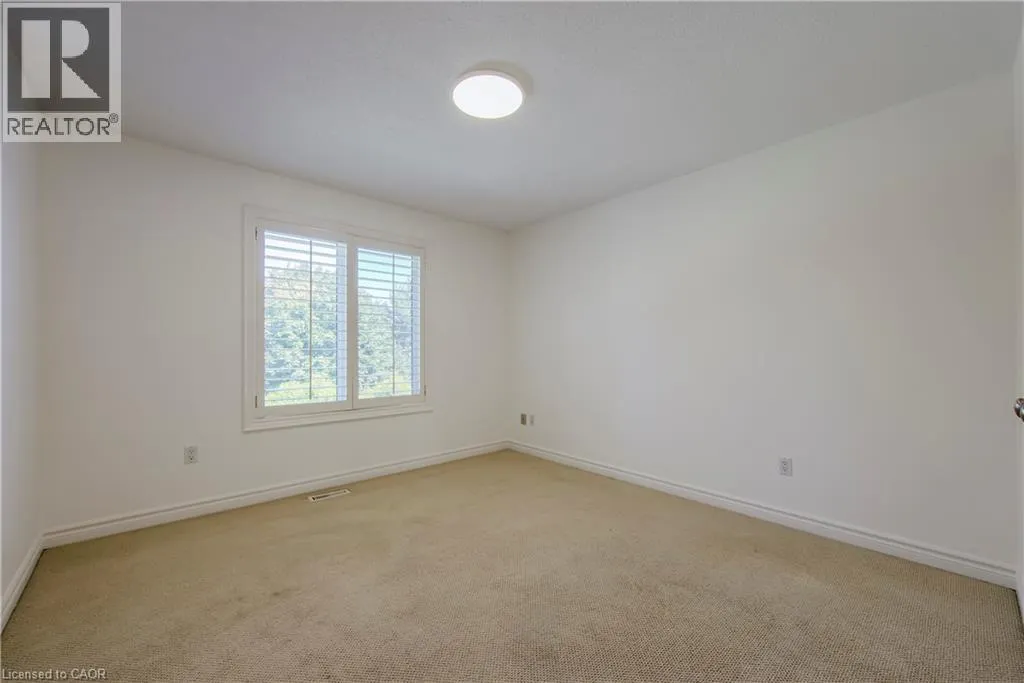 1487 THE LINKS Drive
