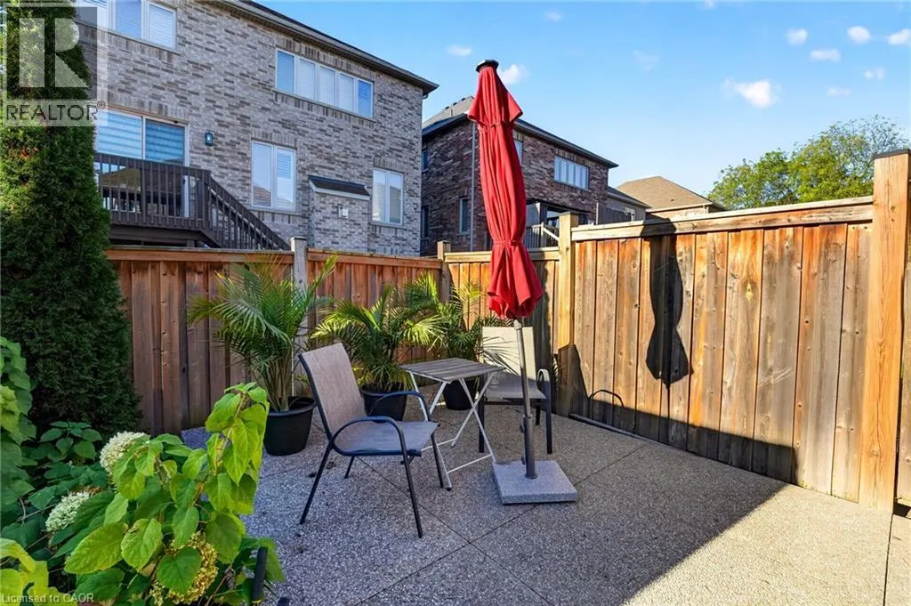 58 SUMMERBERRY Way