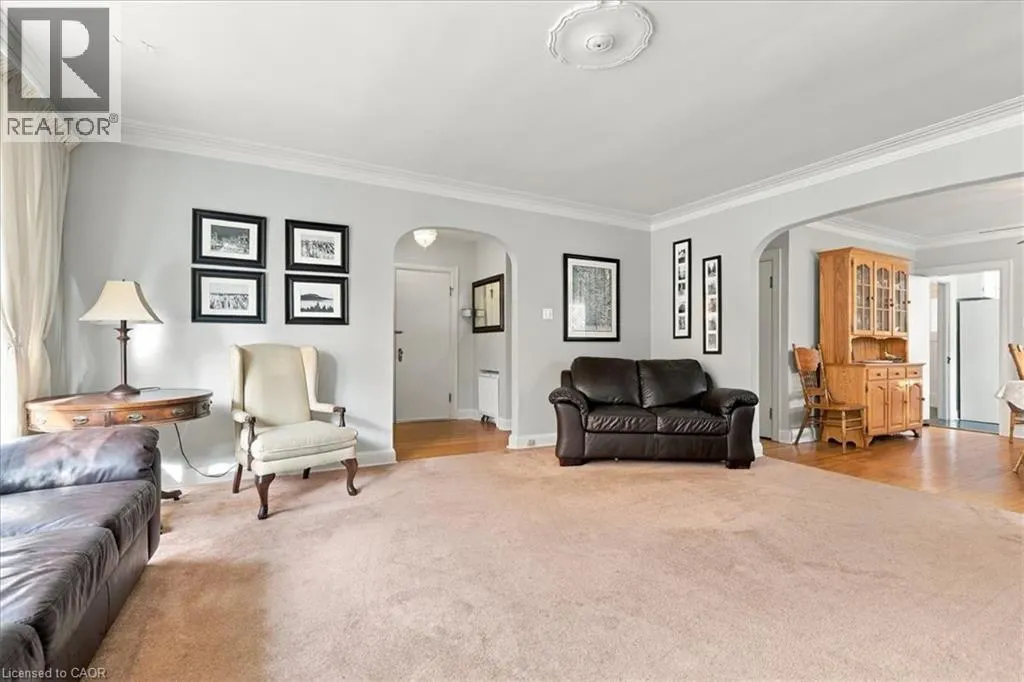 85 HUNGERFORD Road