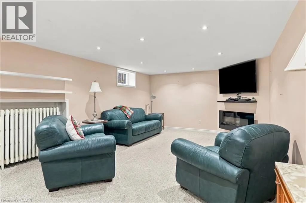 85 HUNGERFORD Road