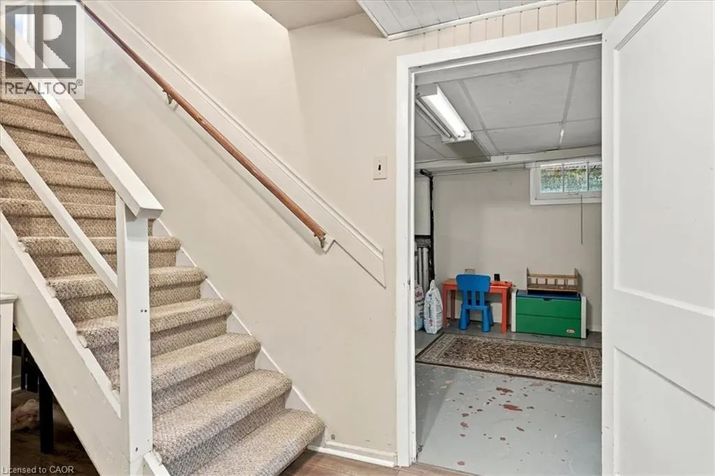 85 HUNGERFORD Road