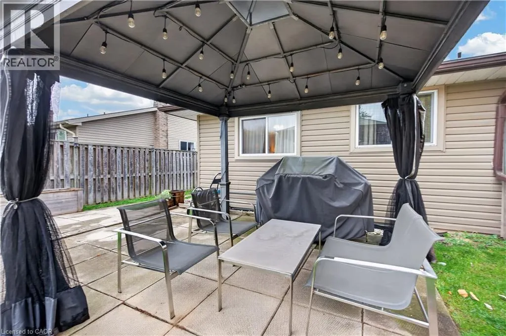 38 SOUTHGLEN Road