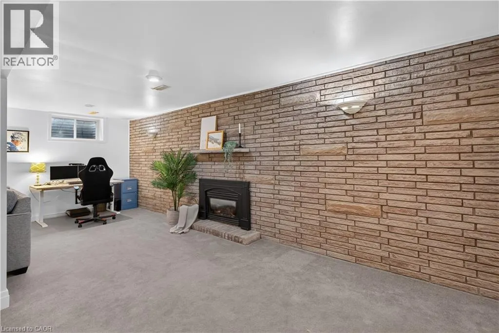 38 SOUTHGLEN Road