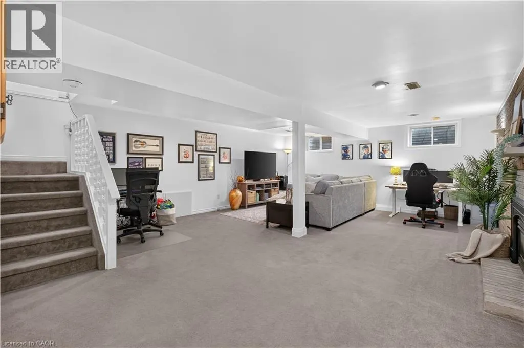 38 SOUTHGLEN Road