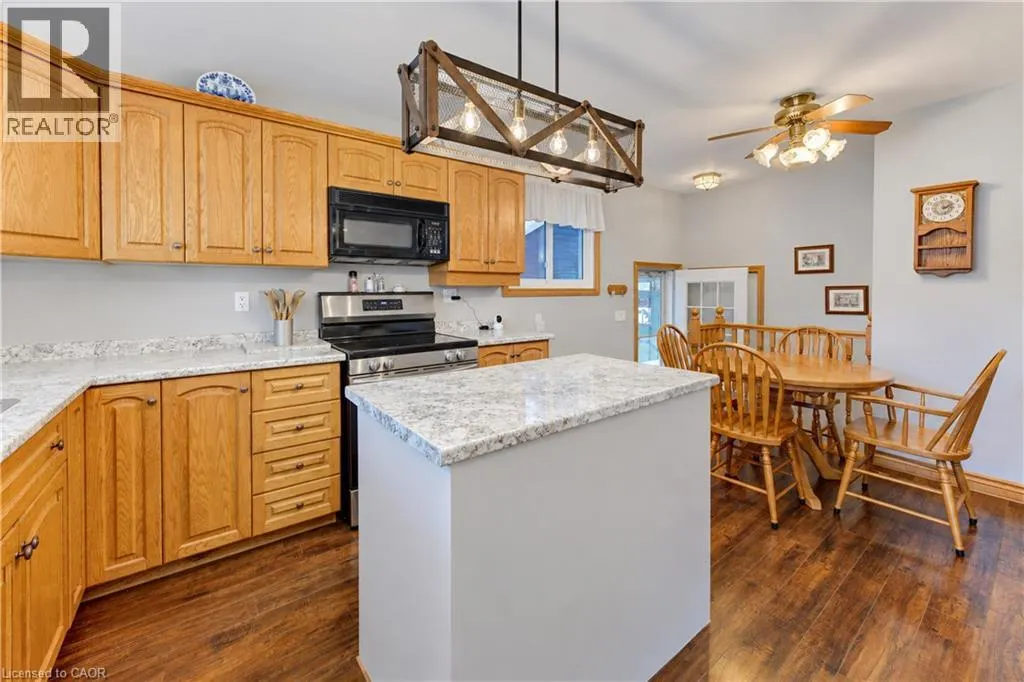 73 BELTON Drive