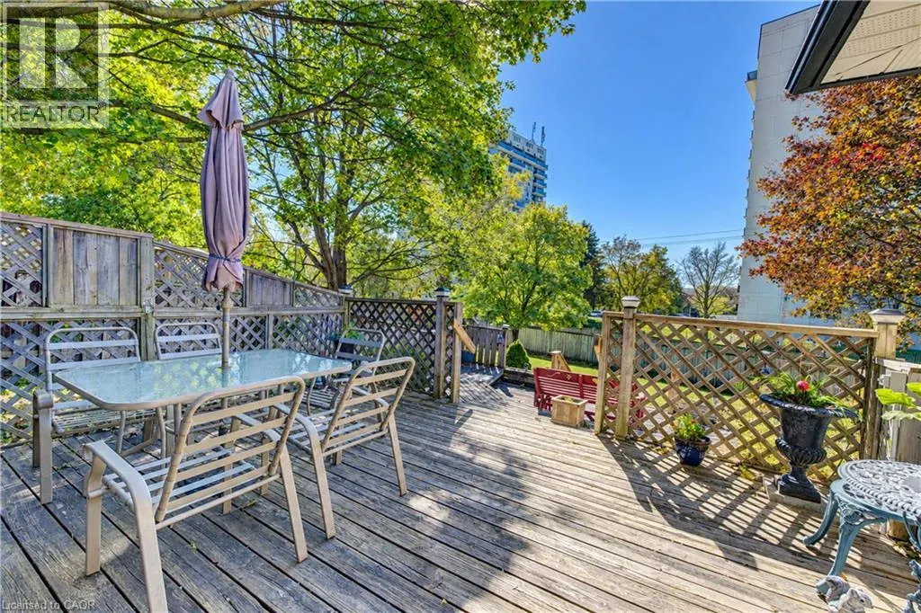 73 BELTON Drive