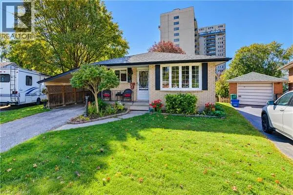 73 BELTON Drive