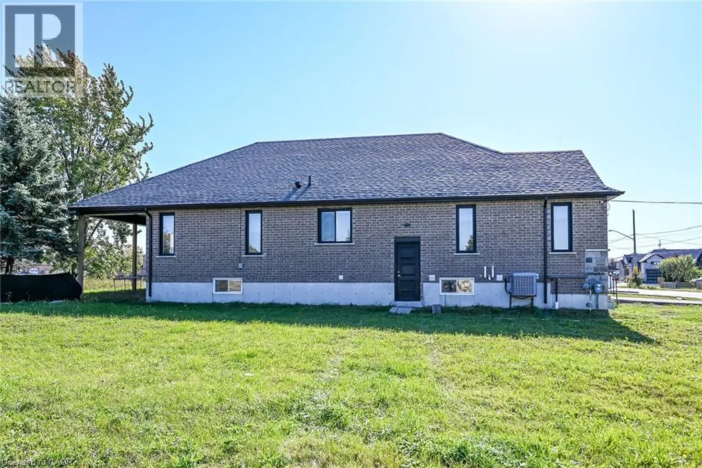 41 ELEANOR Avenue