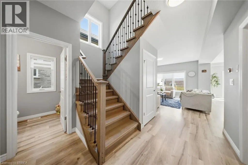 112 HONEY Street