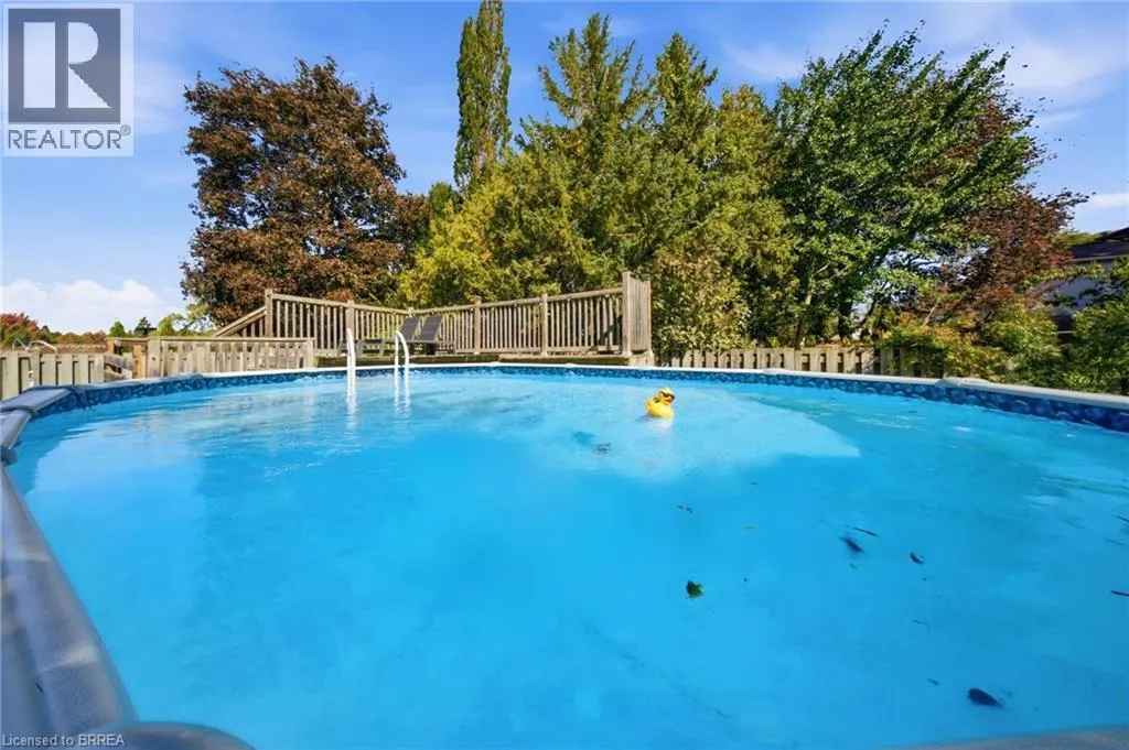 25 CEDARLAND Drive