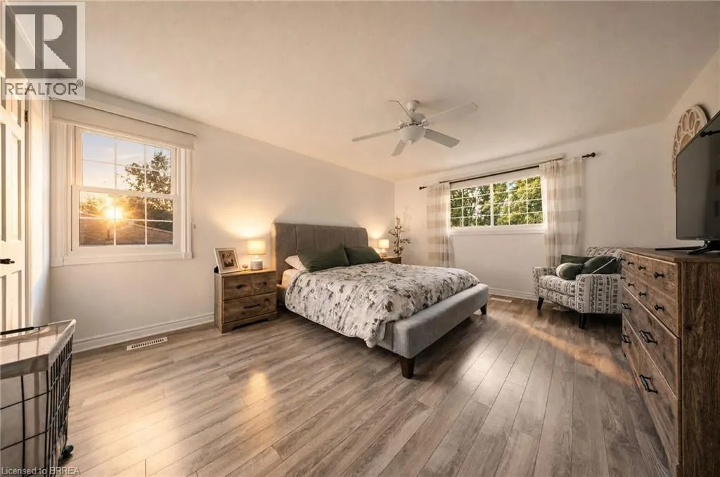 25 CEDARLAND Drive