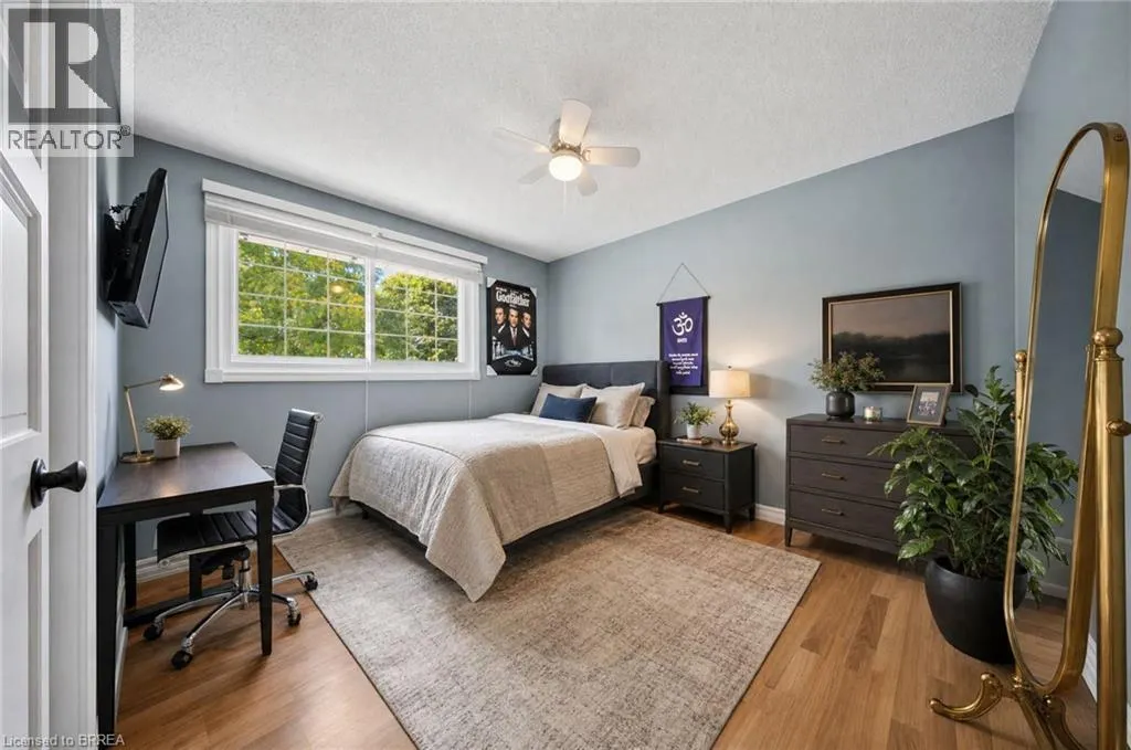 25 CEDARLAND Drive