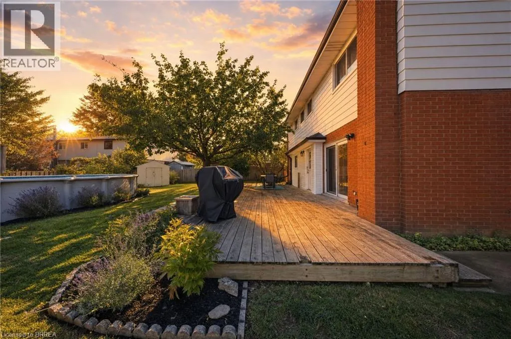 25 CEDARLAND Drive