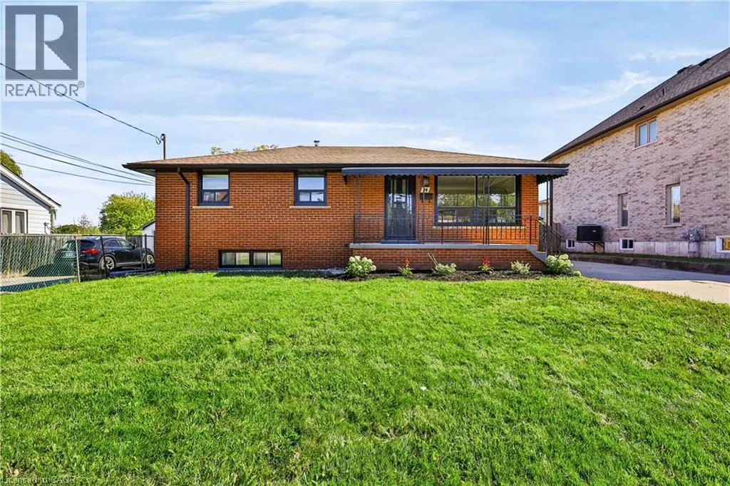 38 DEERHURST Road