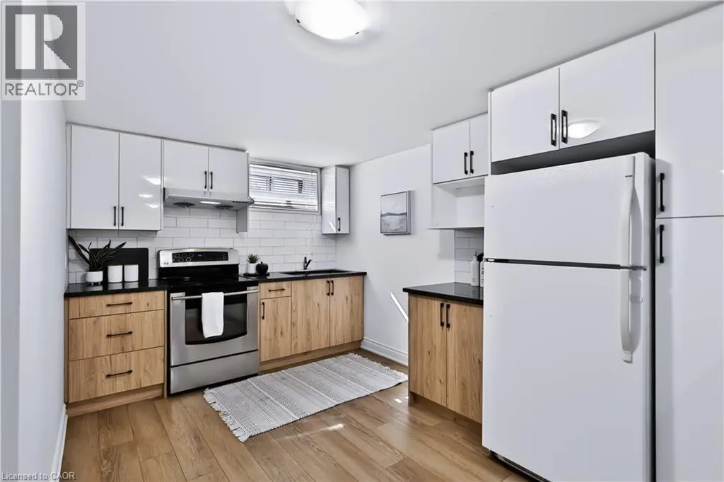 38 DEERHURST Road