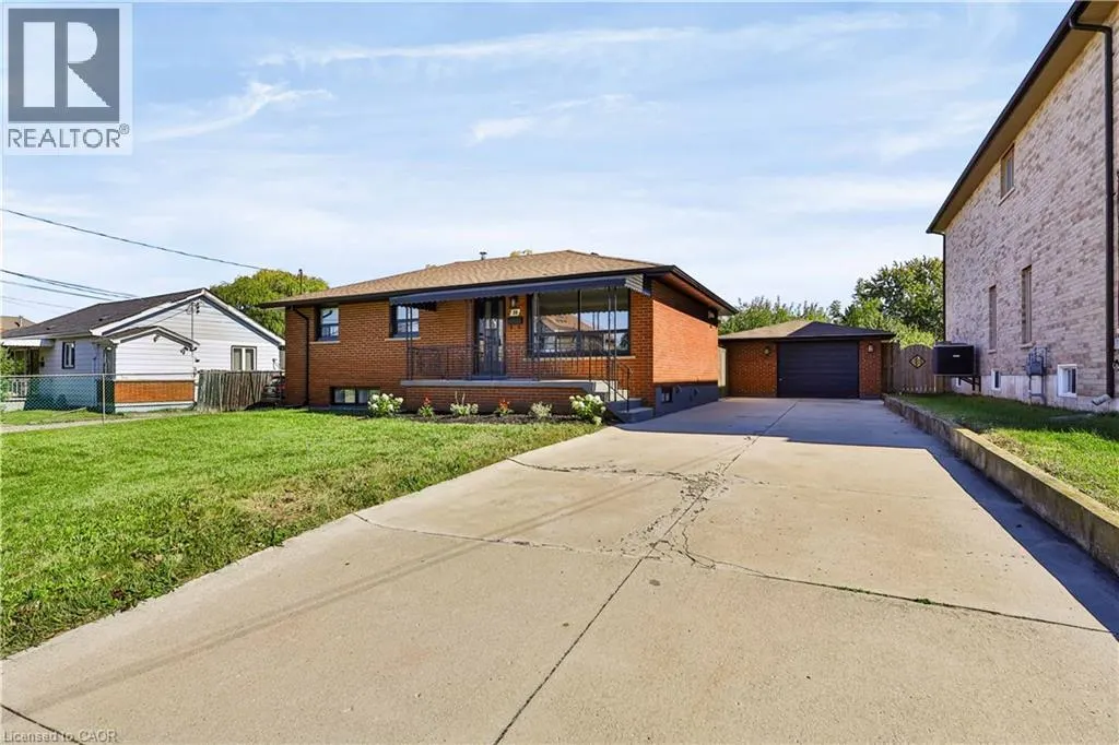 38 DEERHURST Road