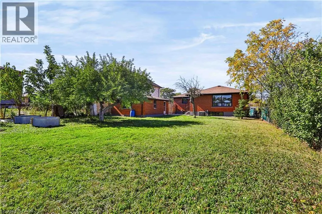 38 DEERHURST Road