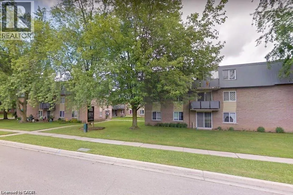 633 BARBER Avenue N Unit# 7 #7