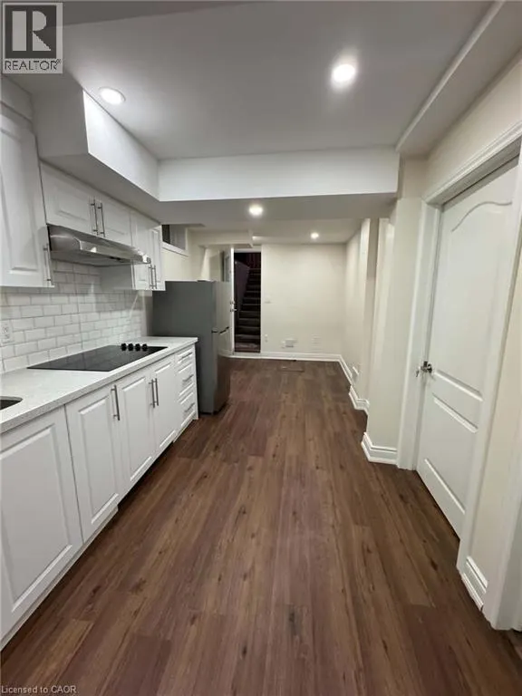 44 SUGARBERRY Drive