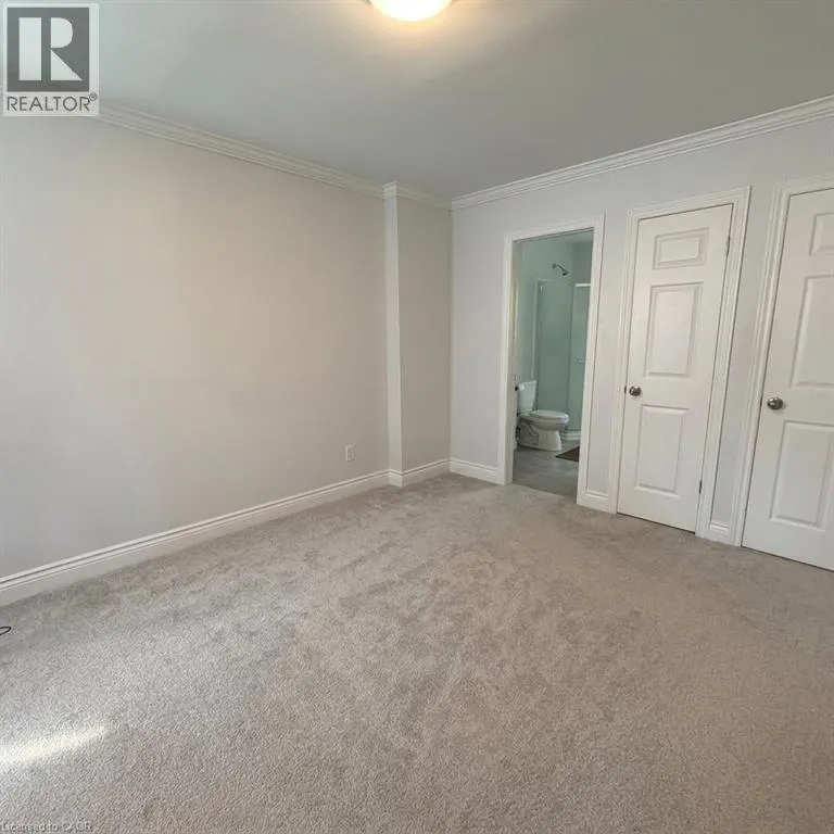 18 STIRLING Avenue N Unit# 2 #2