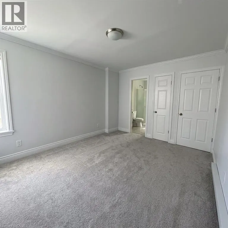 18 STIRLING Avenue N Unit# 2 #2