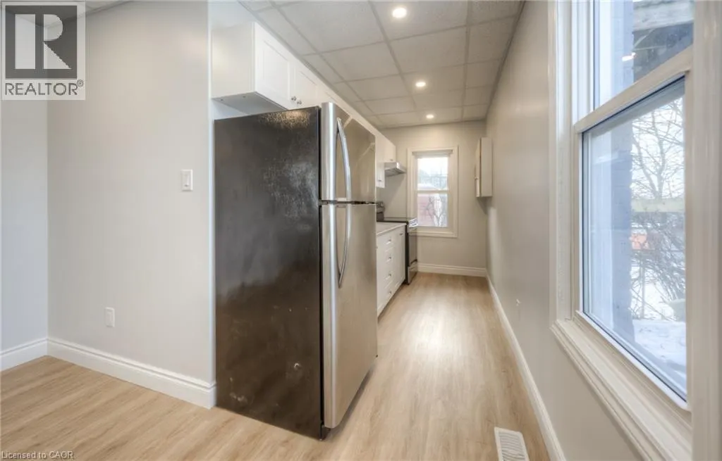18 STIRLING Avenue N Unit# 2 #2