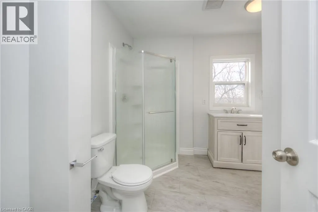 18 STIRLING Avenue N Unit# 2 #2