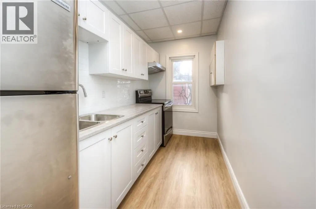 18 STIRLING Avenue N Unit# 2 #2